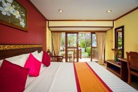 Sunset Beach Club Hotel & Spa