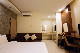 Sunset Beach Club Hotel & Spa