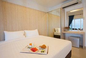Sunset Beach Club Hotel & Spa