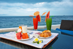 Sunset Beach Club Hotel & Spa