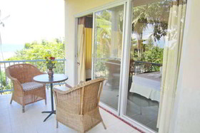 Thaniza Beachfront Resort