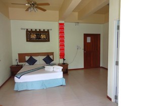 VIVA on the Beach Hotel