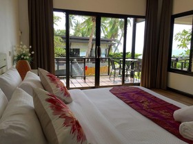 West Coast Beach Resort