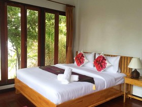 West Coast Beach Resort