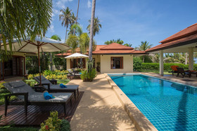 Villa Baan Tawan Chai