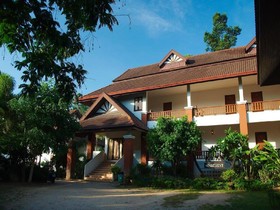 Aloha Apartment