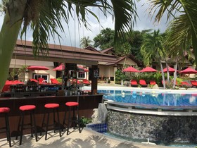 Royal Beach Boutique Resort & Spa