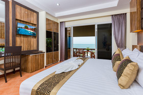 Royal Beach Boutique Resort & Spa