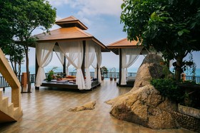 Samui Bayview Resort & Spa