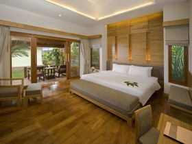 Thai House Beach Resort