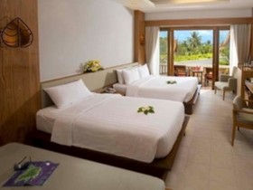 Thai House Beach Resort