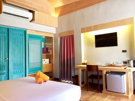 Weekender Resort