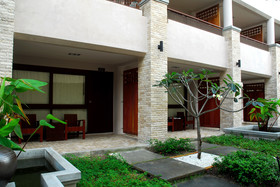 Weekender Resort