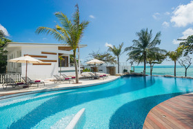 White Sand Samui Resort