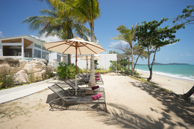 White Sand Samui Resort