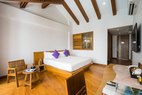 White Sand Samui Resort