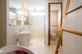 White Sand Samui Resort