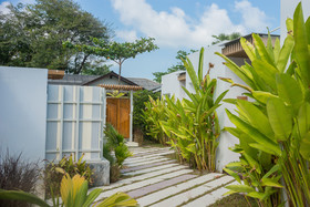 White Sand Samui Resort