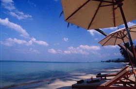 Lipa Lodge Beach Resort