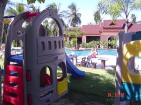 Baan Saen Sook Villas