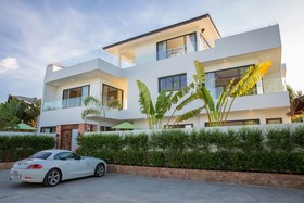 Ban Tai Estate