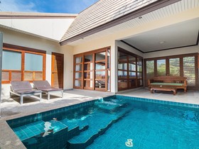 Coco Palm Beach Resort