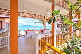 The Cosy Beach Resort