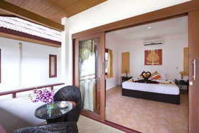The Cosy Beach Resort
