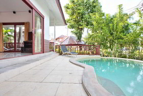 The Cosy Beach Resort