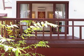 The Cosy Beach Resort
