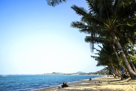 Maenam Bay Resort