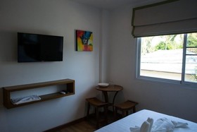Maenam Bay Resort