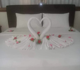 Maenam Lodge