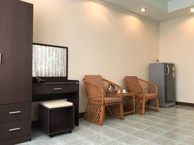 Maenam Lodge