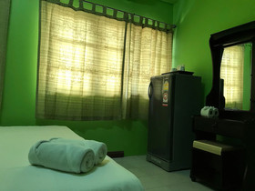 Maenam Lodge
