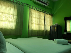 Maenam Lodge