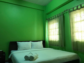 Maenam Lodge