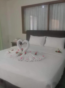 Maenam Lodge