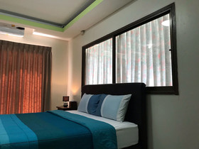 Maenam Lodge