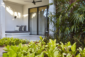 Paradise Beach Resort