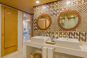 Paradise Beach Resort