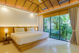 Paradise Beach Resort