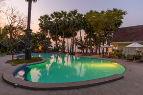 Paradise Beach Resort