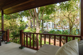 Paradise Beach Resort