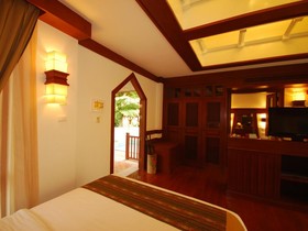 Samui Buri Beach Resort