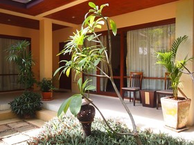 Summer Inn