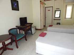 Jinta City Hotel
