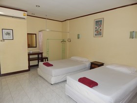 Jinta City Hotel