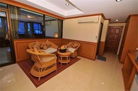 Grand Sea View