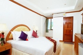 Grand Sea View
